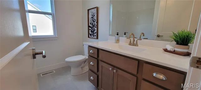 $489,130 | 1405 Guilford Place, Troy, IL 62294