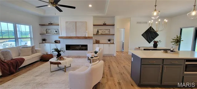 $499,130 | 1405 Guilford Place, Troy, IL 62294