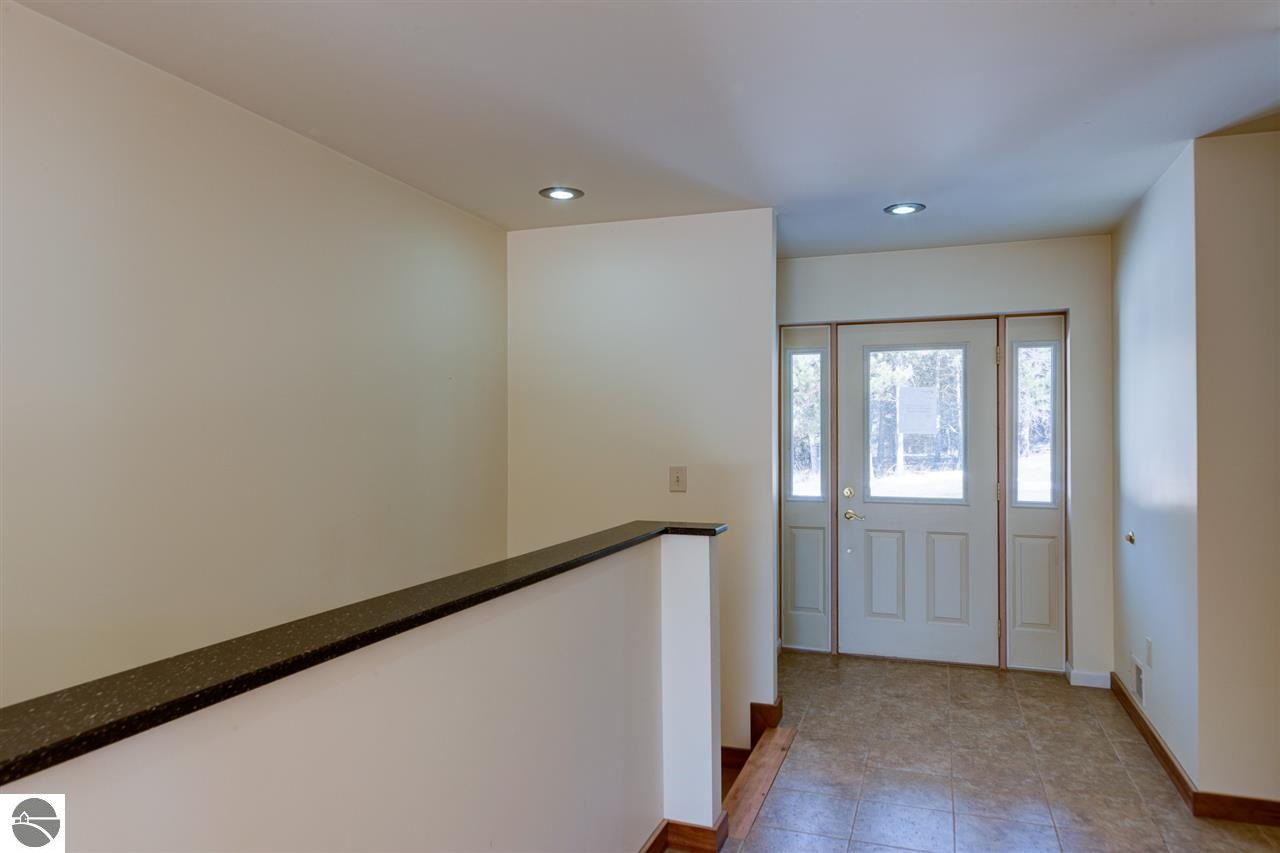 8104 Bennett Road Williamsburg, MI 49690 - Photo 20 of 70 1795315-19.JPG