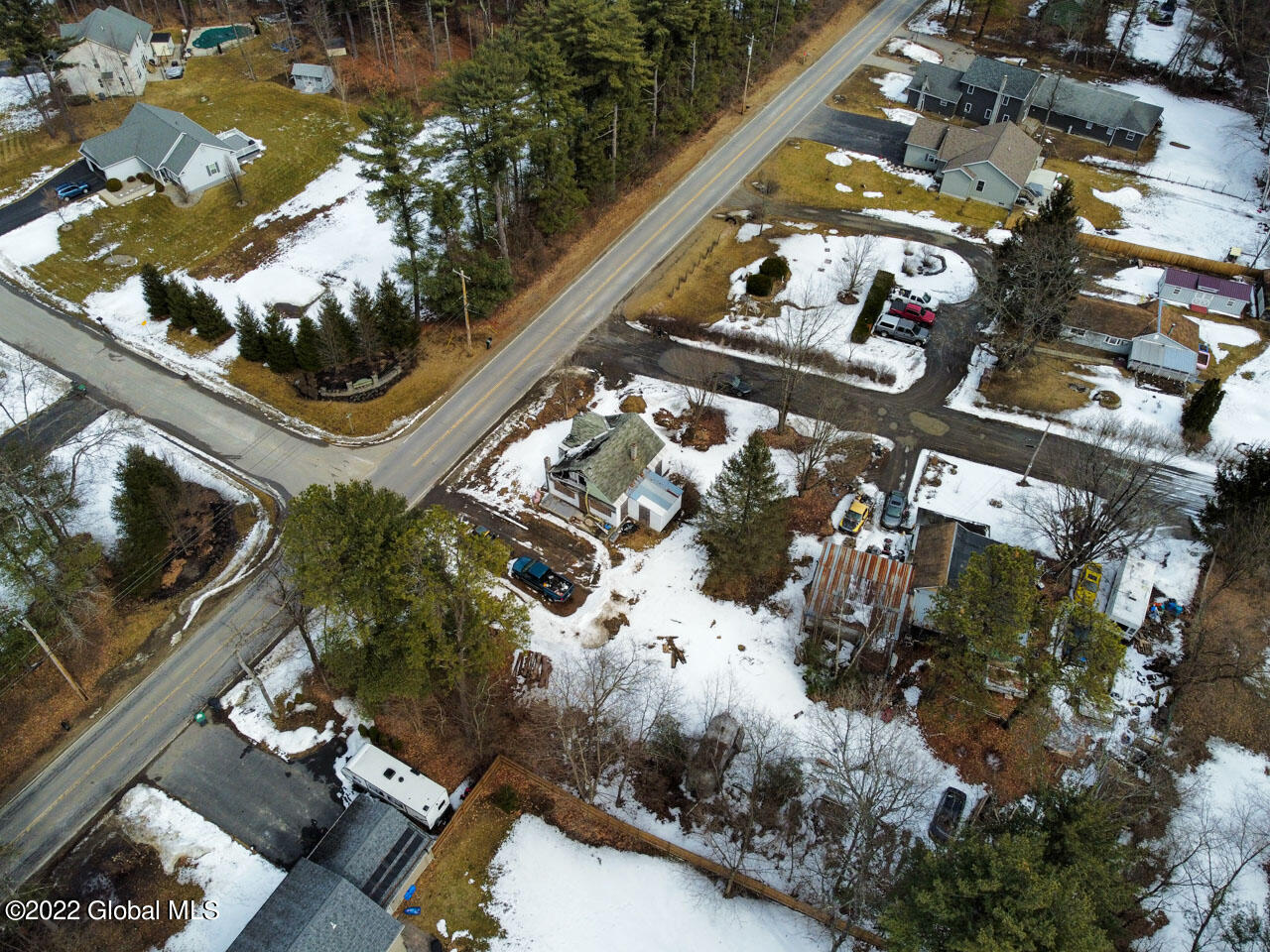208 Reservoir Road Moreau, NY 12828 - Photo 7 of 11 Exterior 6 - No Logo