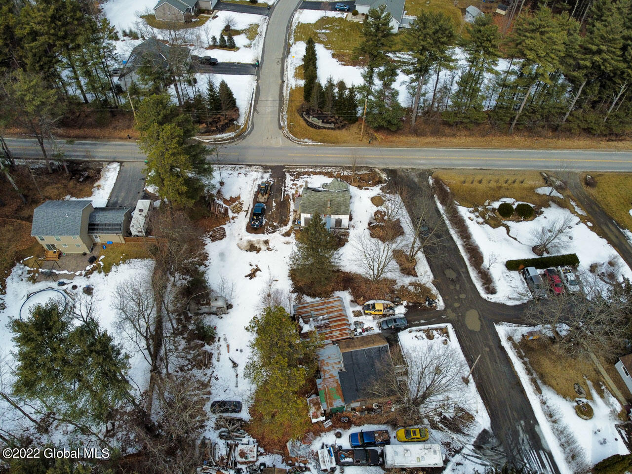208 Reservoir Road Moreau, NY 12828 - Photo 8 of 11 Exterior 9 - No Logo