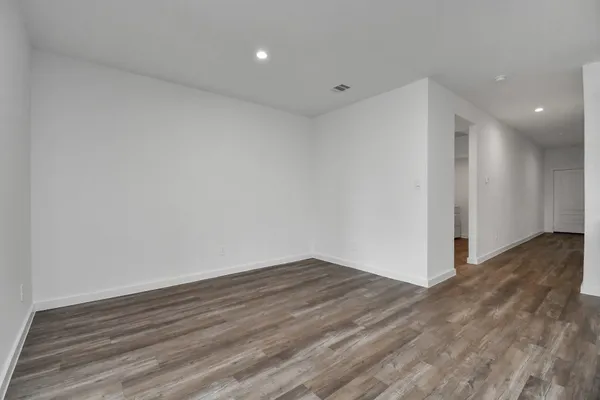 $2,200 | 1110 Fringed Bluestar Drive, Rosharon, TX 77583