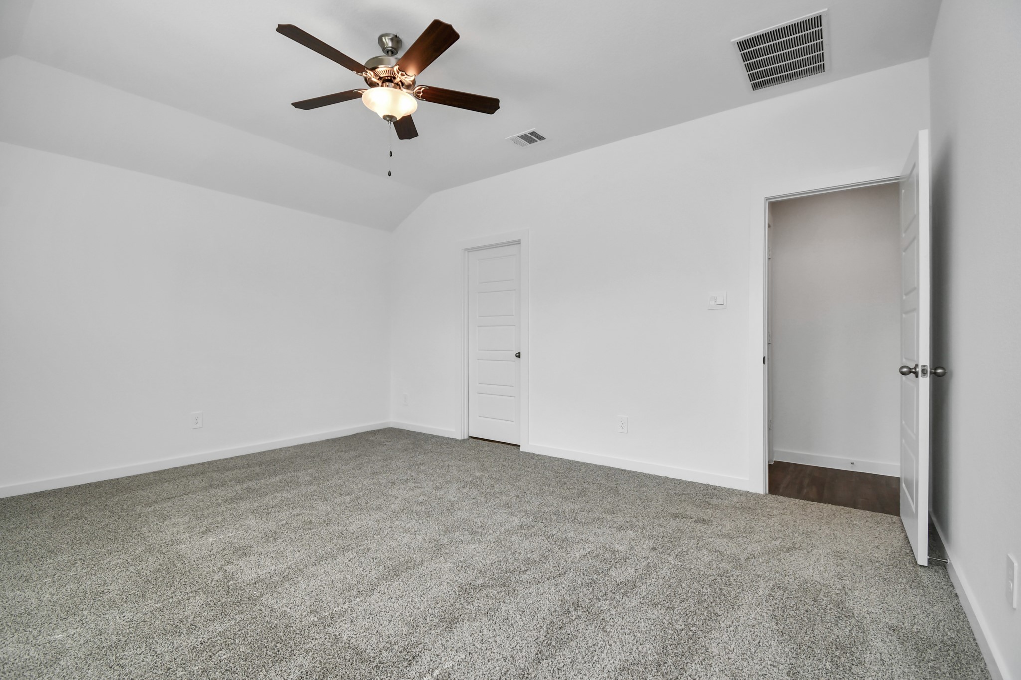1110 Fringed Bluestar Drive Rosharon, TX 77583 - Photo 36 of 41 a view of an empty room