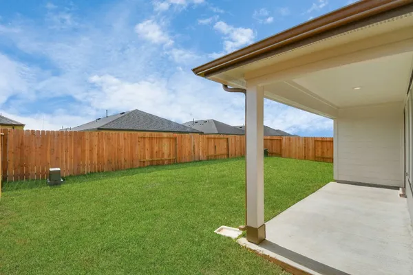 $2,200 | 1110 Fringed Bluestar Drive, Rosharon, TX 77583