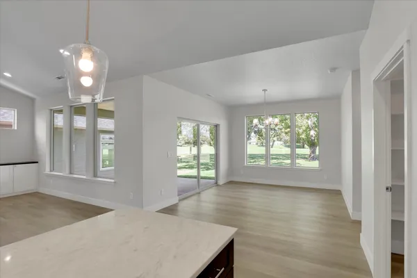 $565,850 | 15 North Country Club Drive, Unit 15, Deer Park, WA 99006