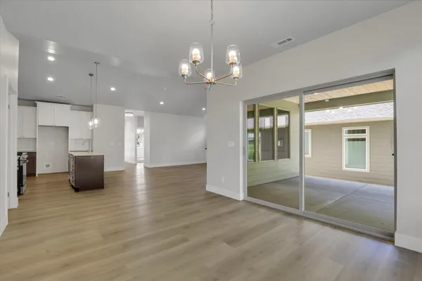 $565,850 | 15 North Country Club Drive, Unit 15, Deer Park, WA 99006