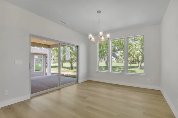 $565,850 | 15 North Country Club Drive, Unit 15, Deer Park, WA 99006