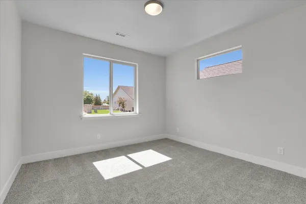 $565,850 | 15 North Country Club Drive, Unit 15, Deer Park, WA 99006