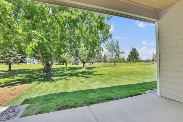 $565,850 | 15 North Country Club Drive, Unit 15, Deer Park, WA 99006