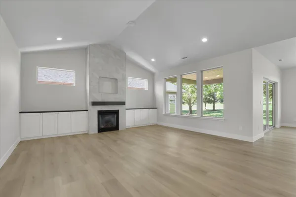 $565,850 | 15 North Country Club Drive, Unit 15, Deer Park, WA 99006