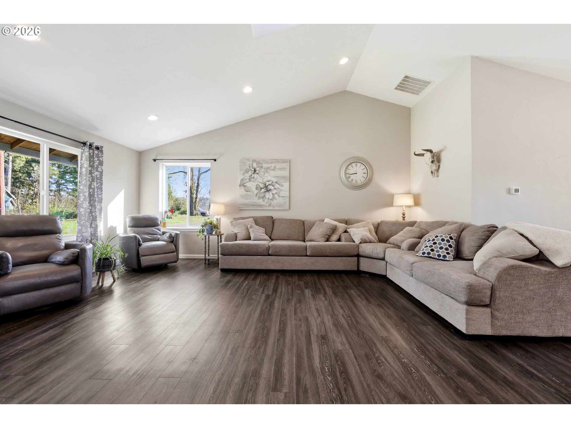 643 Huckins Buhman Road Washougal, WA 98671 - Photo 5 of 41 Great Room