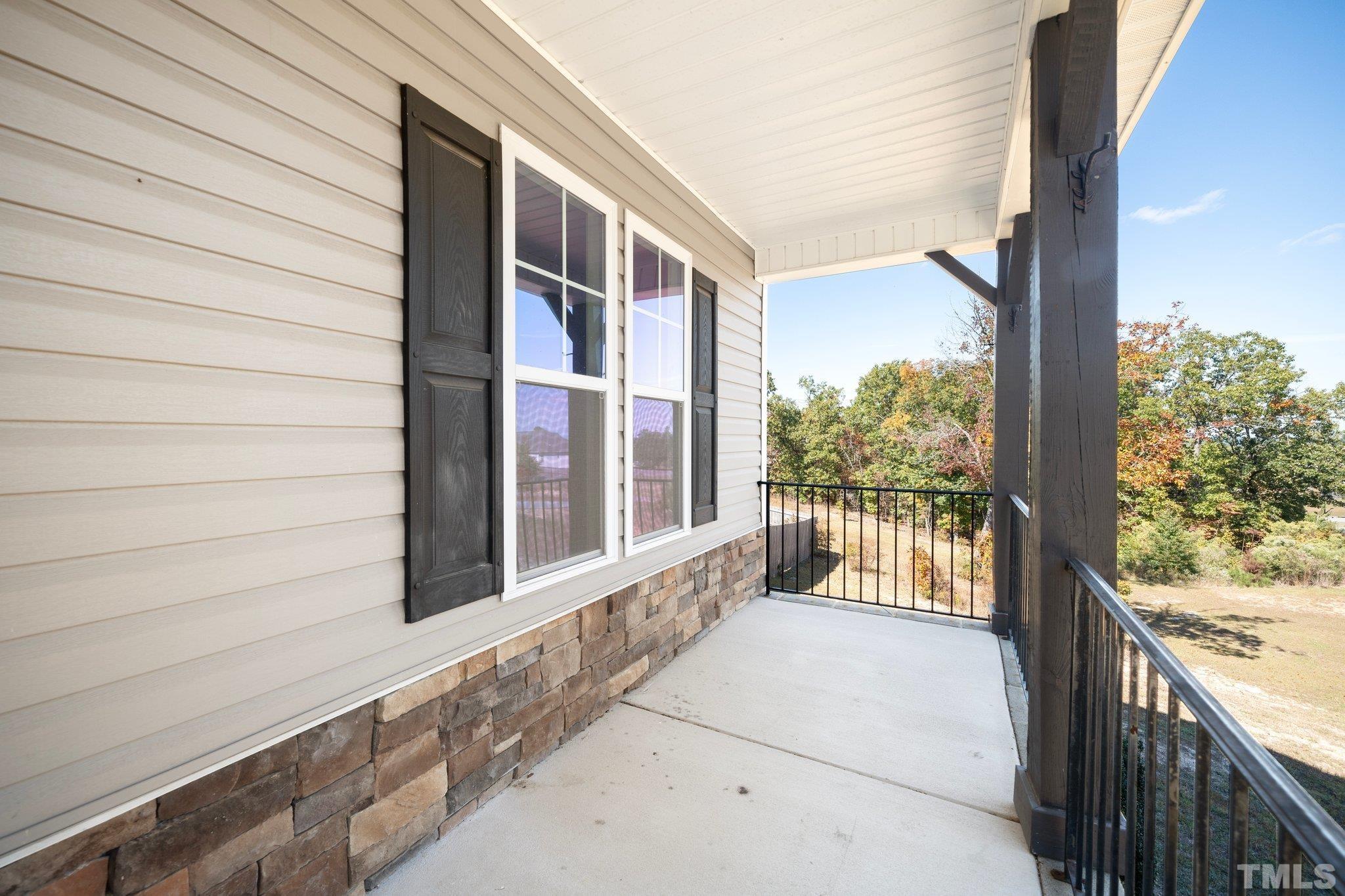 136 Jockey Ridge Lillington, NC 27546 - Photo 6 of 35 Gallery Image 6