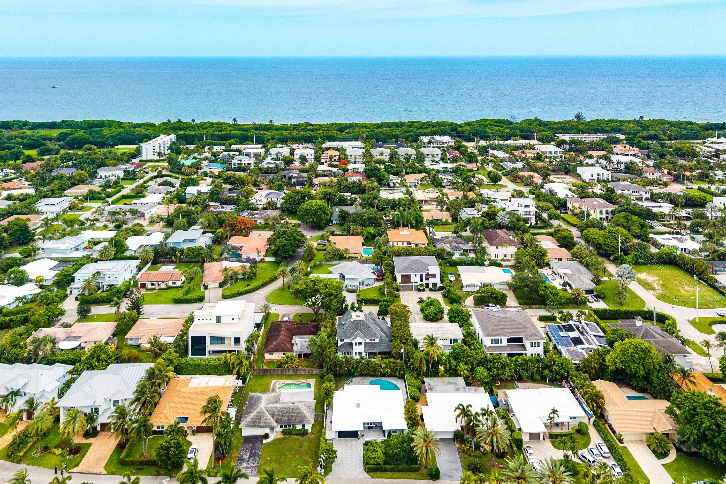 477 Northeast Spanish Court Boca Raton, FL 33432 - Photo 75 of 77 086-477NortheastSpanishCourt-BocaRaton-F
