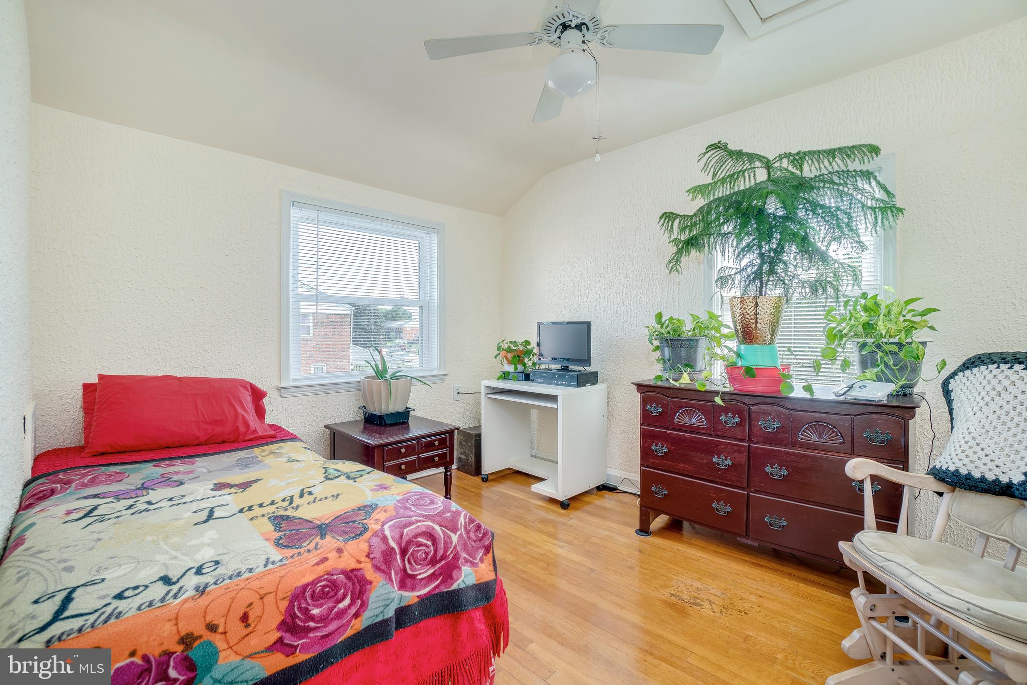 442 Torner Road Baltimore, MD 21221 - Photo 23 of 38