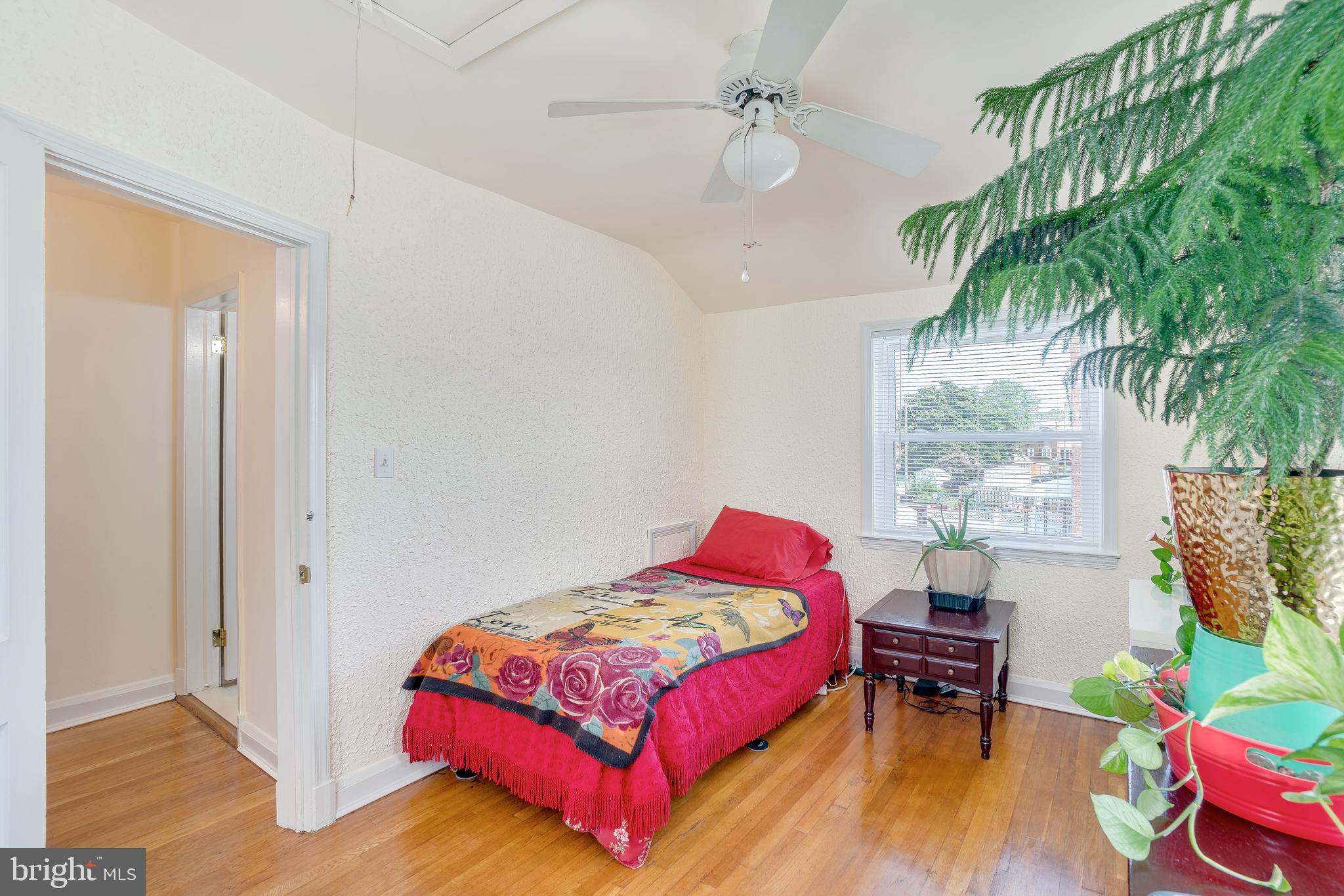 442 Torner Road Baltimore, MD 21221 - Photo 24 of 38