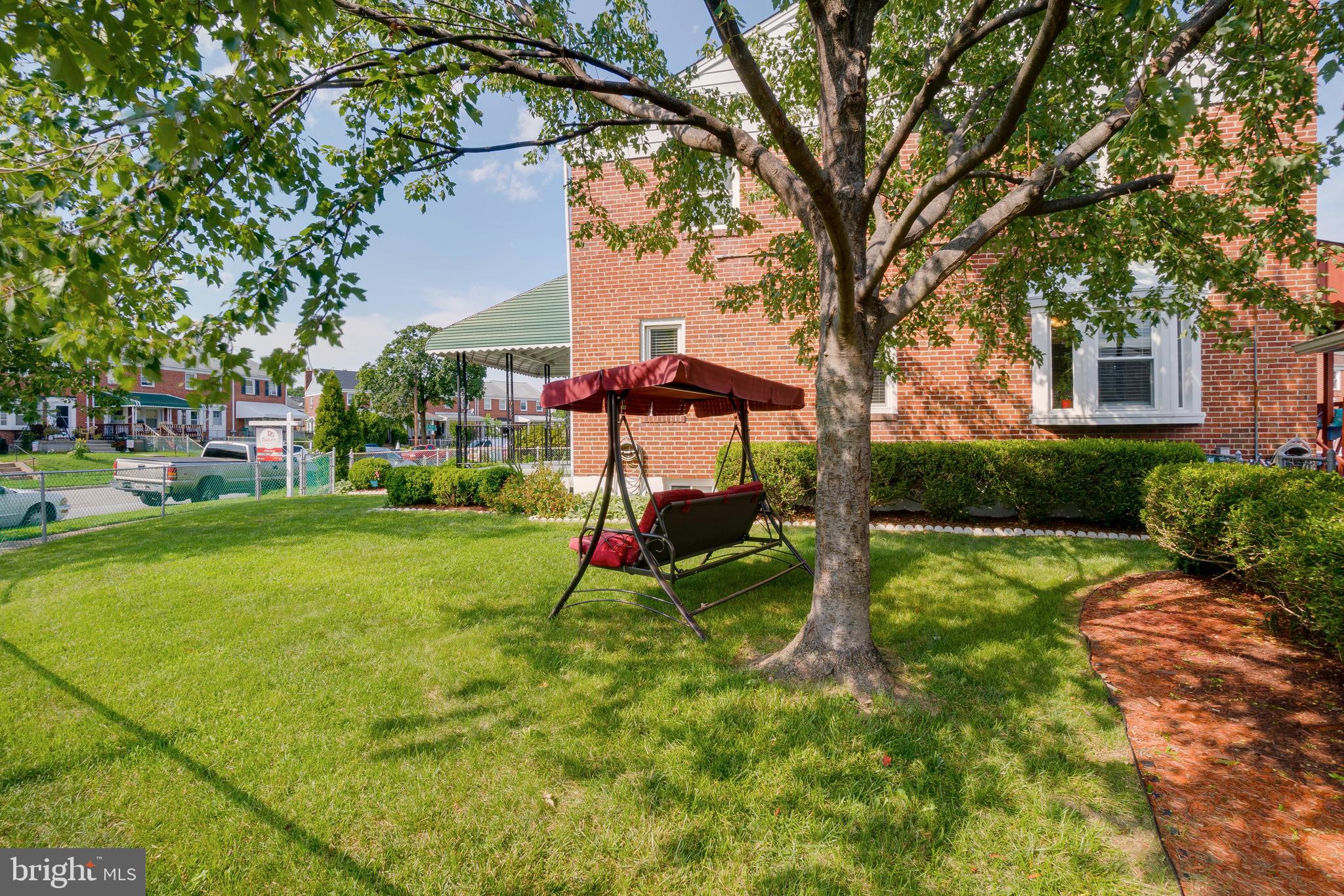 442 Torner Road Baltimore, MD 21221 - Photo 5 of 38