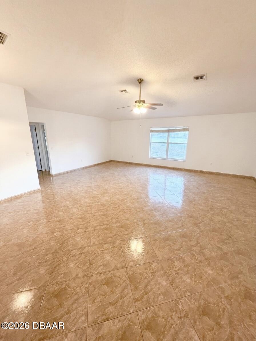 720 West Taylor Road, Unit W DeLand, FL 32720 - Photo 3 of 16 _2