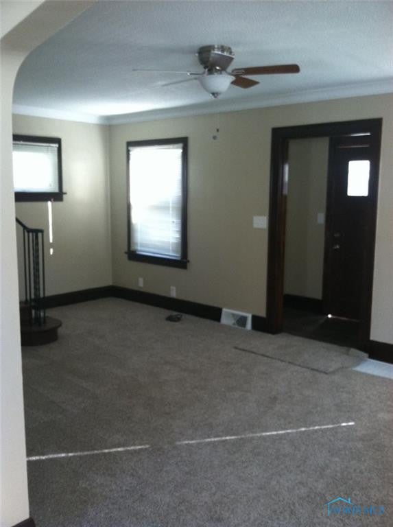 2710 Gracewood Road Toledo, OH 43613 - Photo 2 of 12 Gallery Image 2