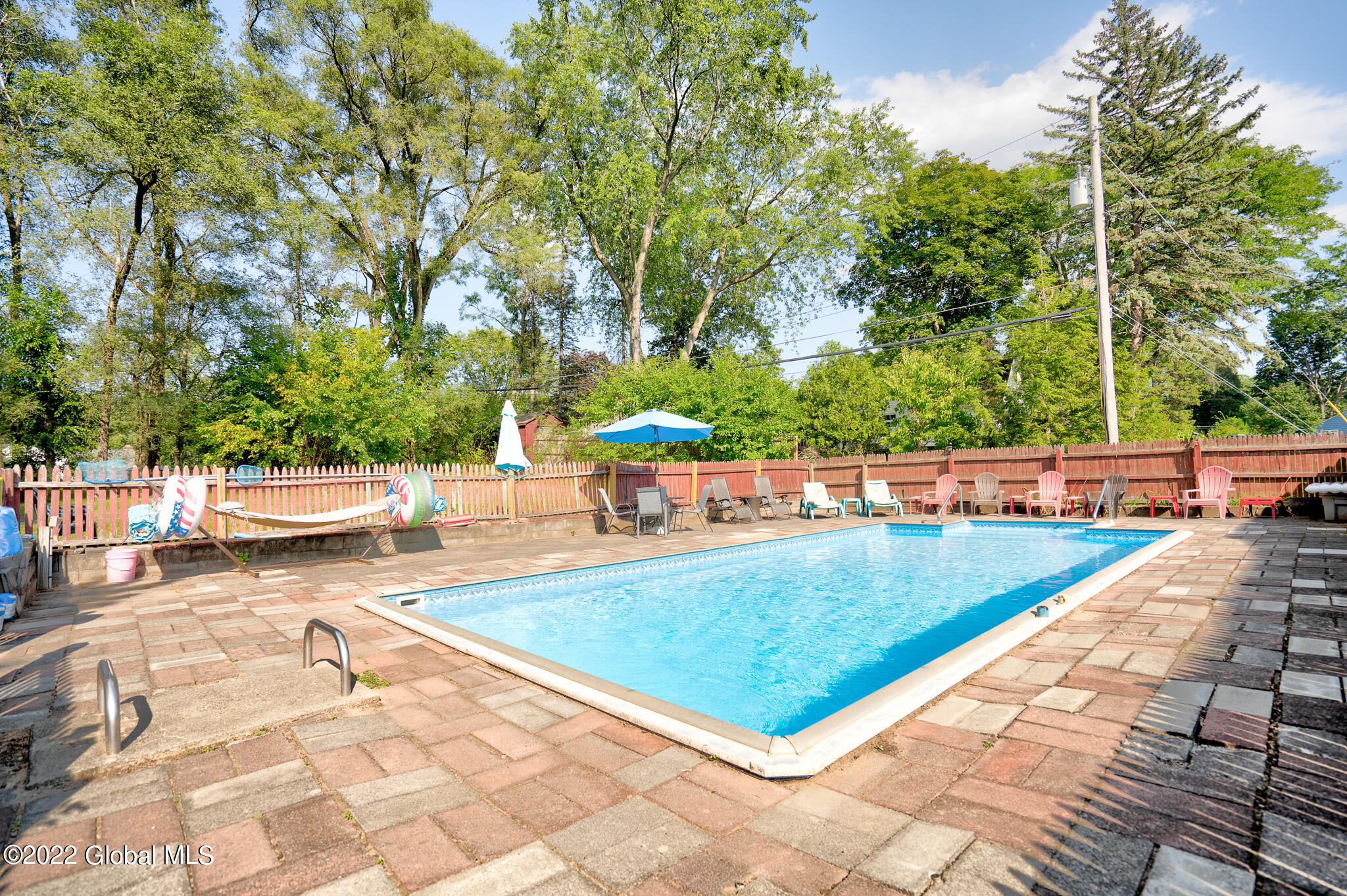 6 Robinhood Road Guilderland, NY 12203 - Photo 11 of 39 DSC00454_5_6HDR