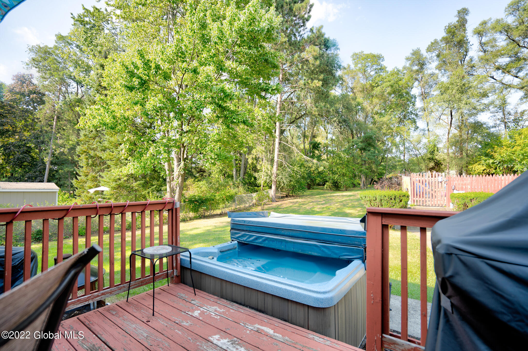 6 Robinhood Road Guilderland, NY 12203 - Photo 13 of 39 DSC00472_3_4HDR