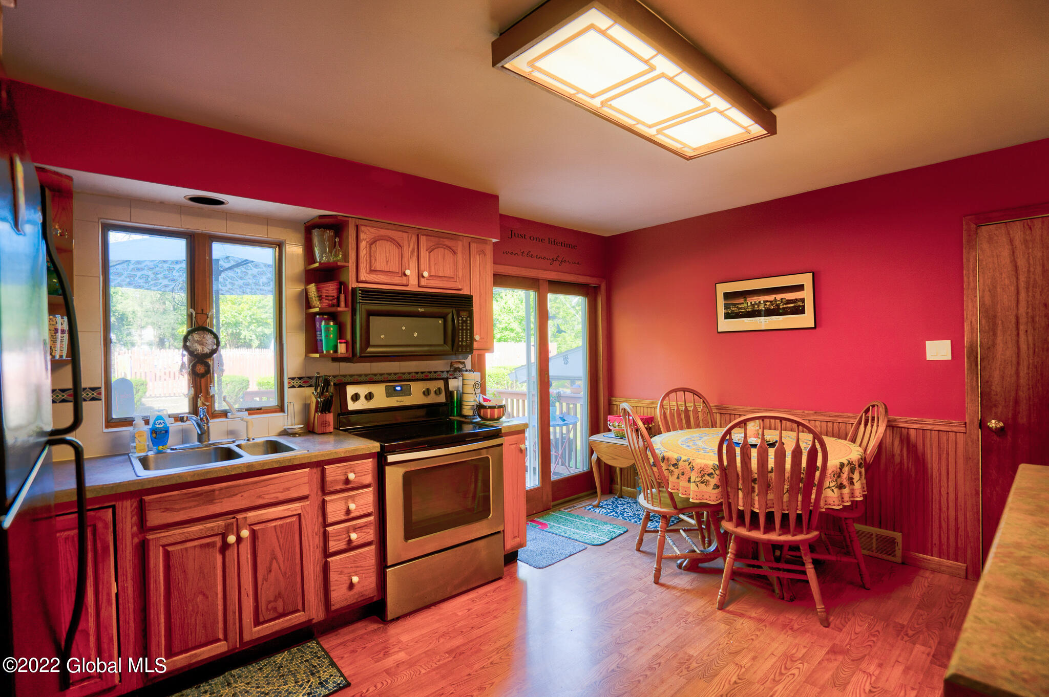 6 Robinhood Road Guilderland, NY 12203 - Photo 15 of 39 DSC00484_5_6HDR
