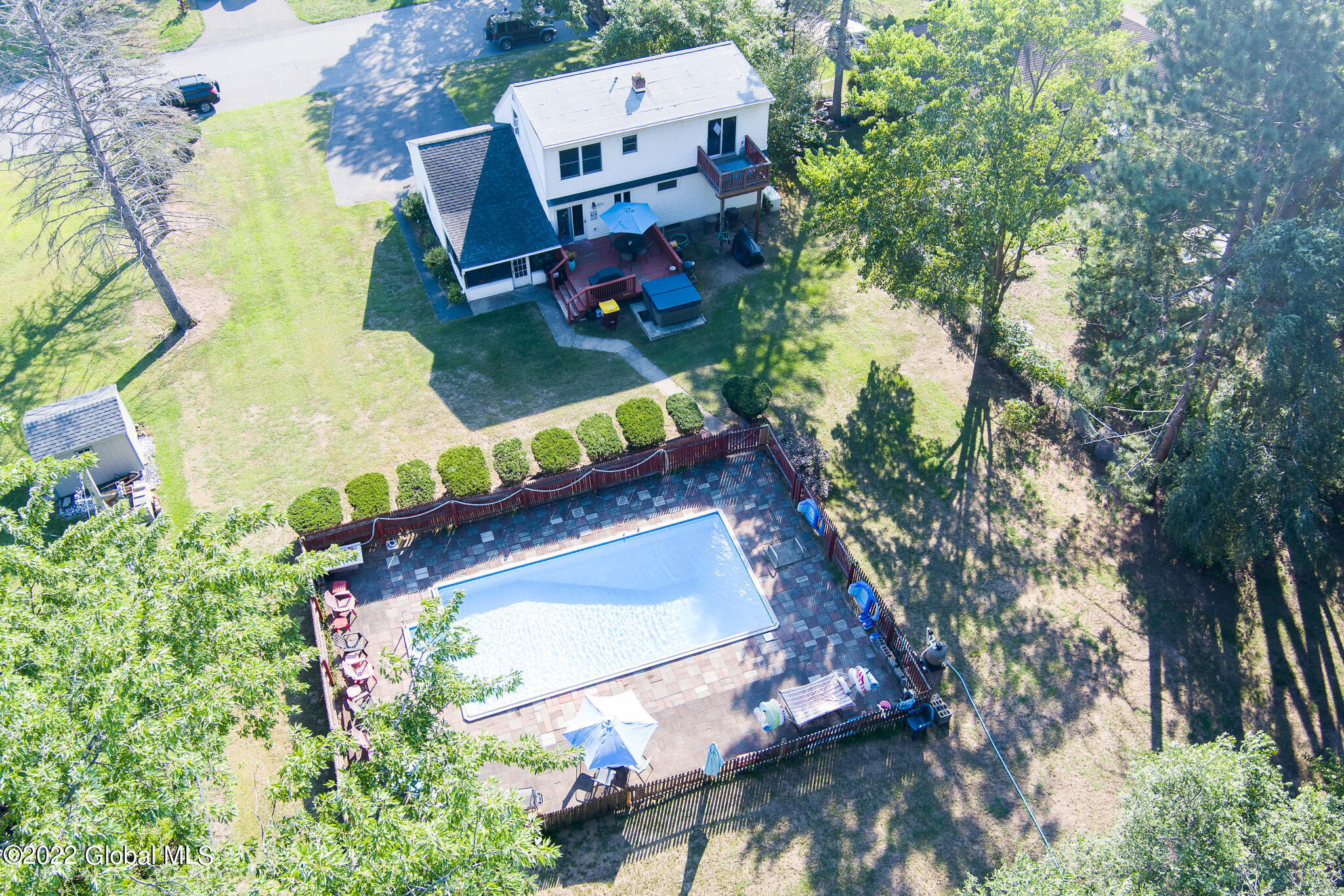 6 Robinhood Road Guilderland, NY 12203 - Photo 38 of 39 MAX_0009