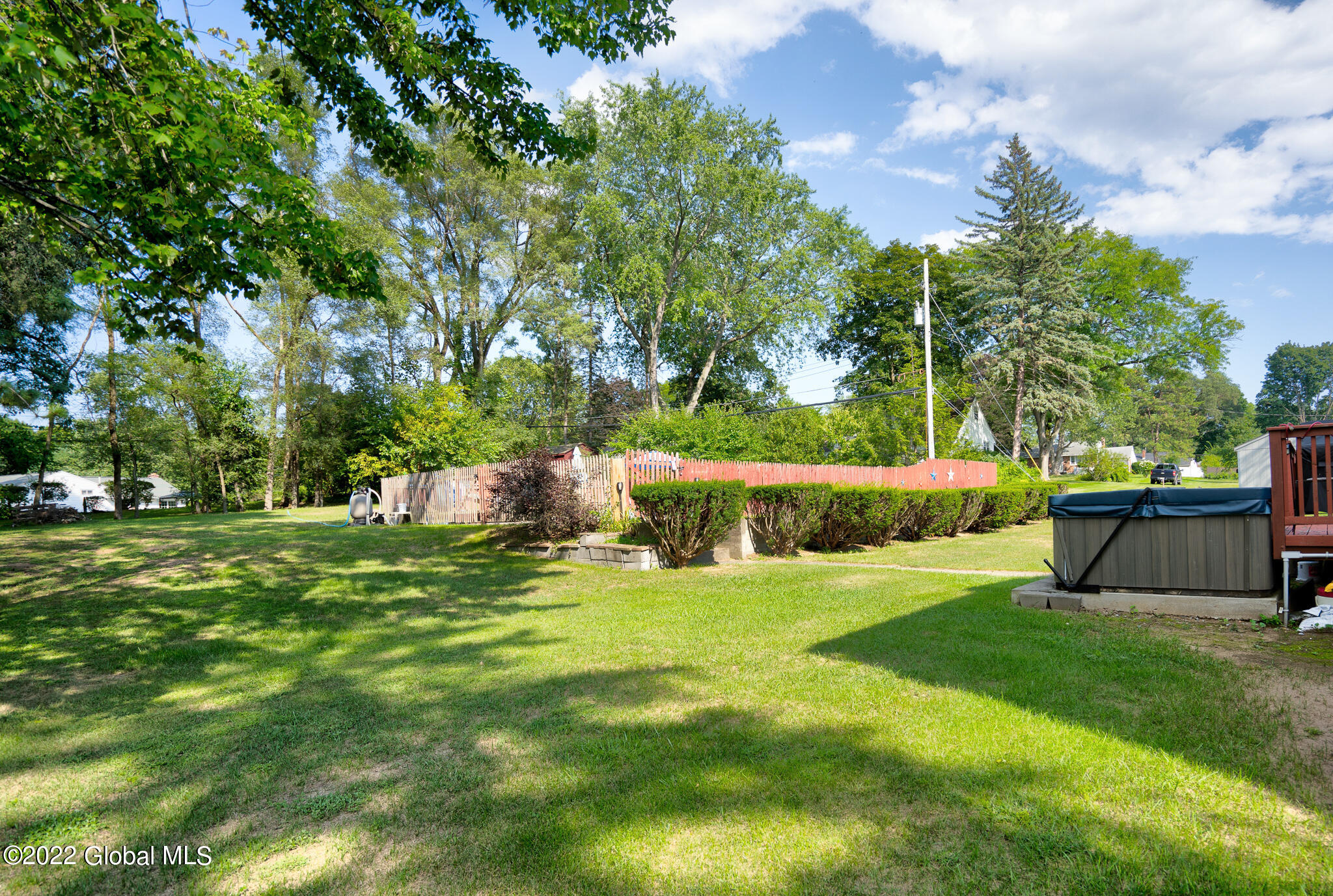 6 Robinhood Road Guilderland, NY 12203 - Photo 6 of 39 DSC00439_40_41HDR