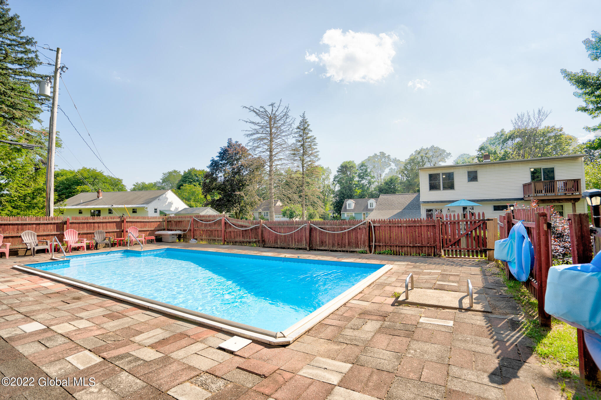 6 Robinhood Road Guilderland, NY 12203 - Photo 8 of 39 DSC00445_6_7HDR