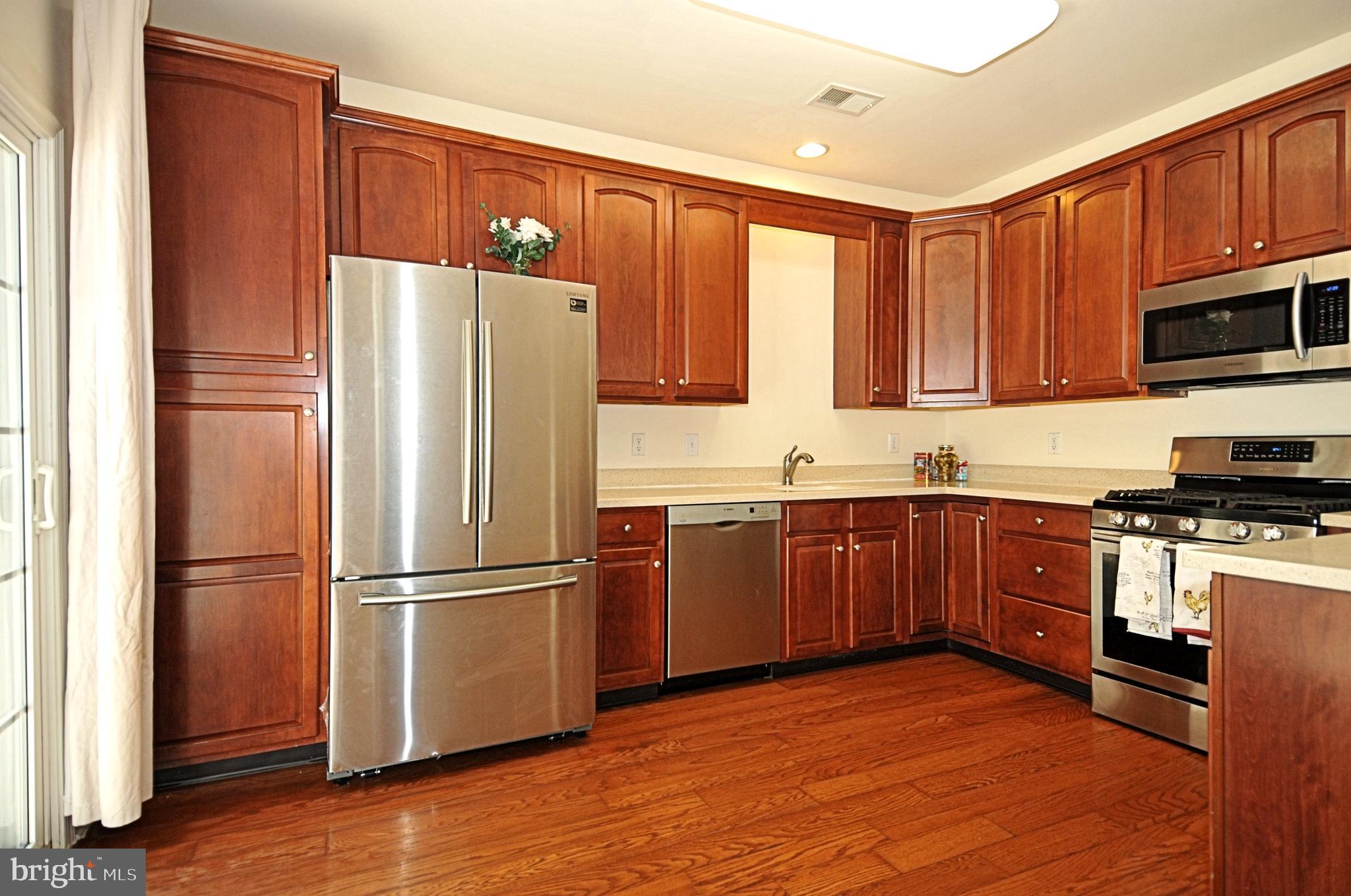 83 Warwick Road Princeton Junction, NJ 08550 - Photo 10 of 28