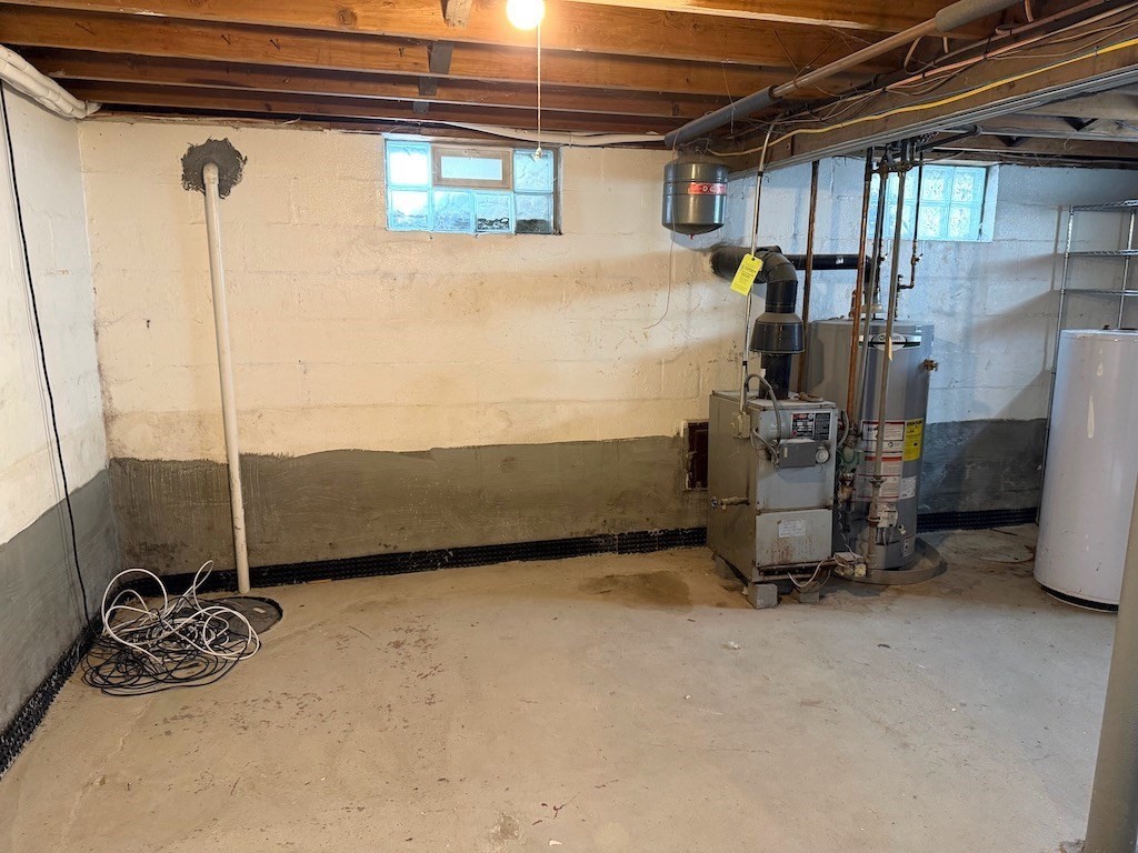 493 Rivet Street New Bedford, MA 02740 - Photo 16 of 20 a view of a room with gym equipment