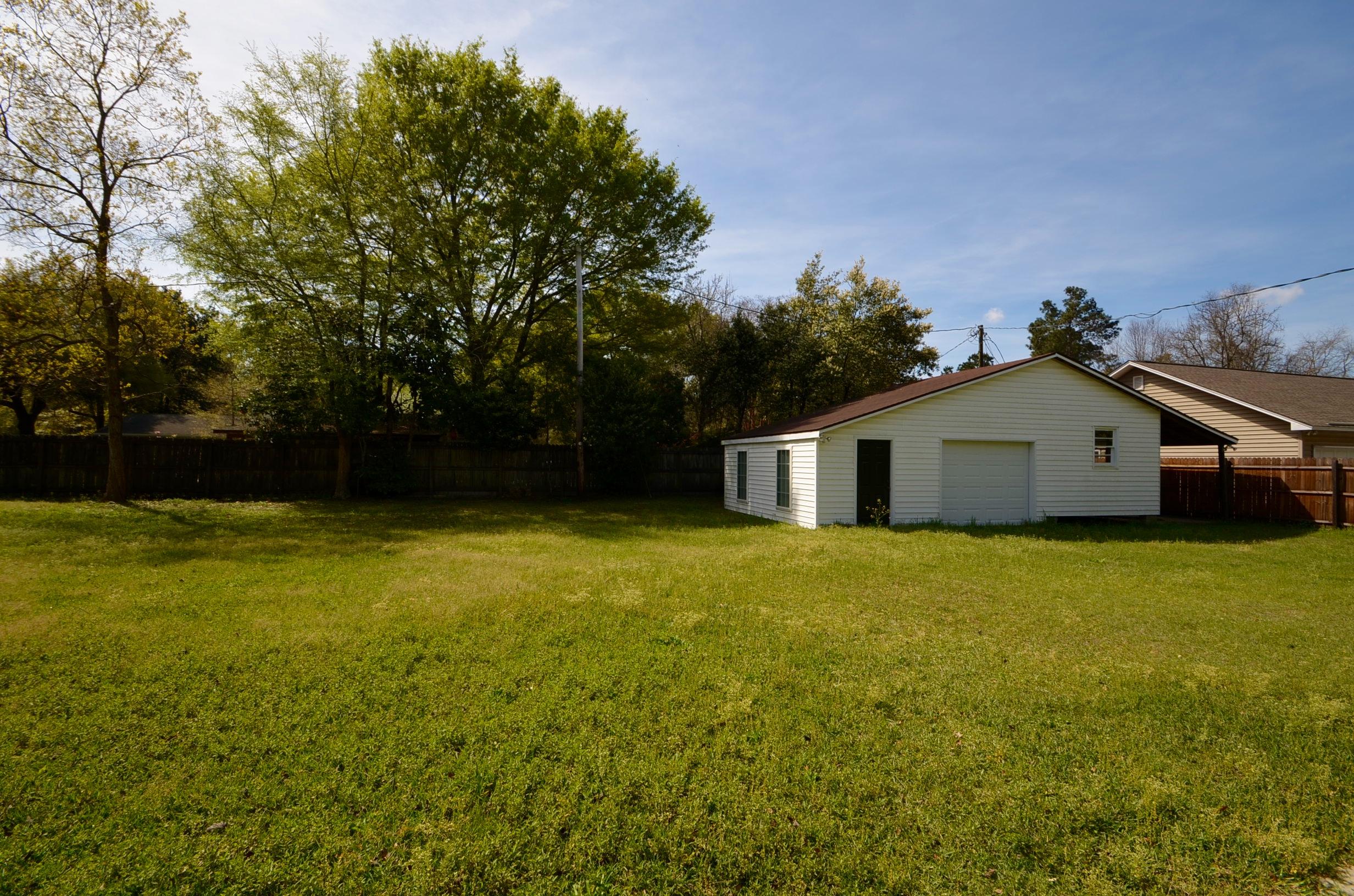 215 Quail Street Pinopolis, SC 29469 - Photo 2 of 27 DSC_1049