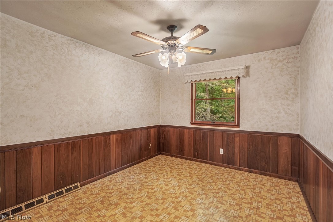 10535 Worrell Road Kirtland, OH 44094 - Photo 11 of 35 Gallery Image 11