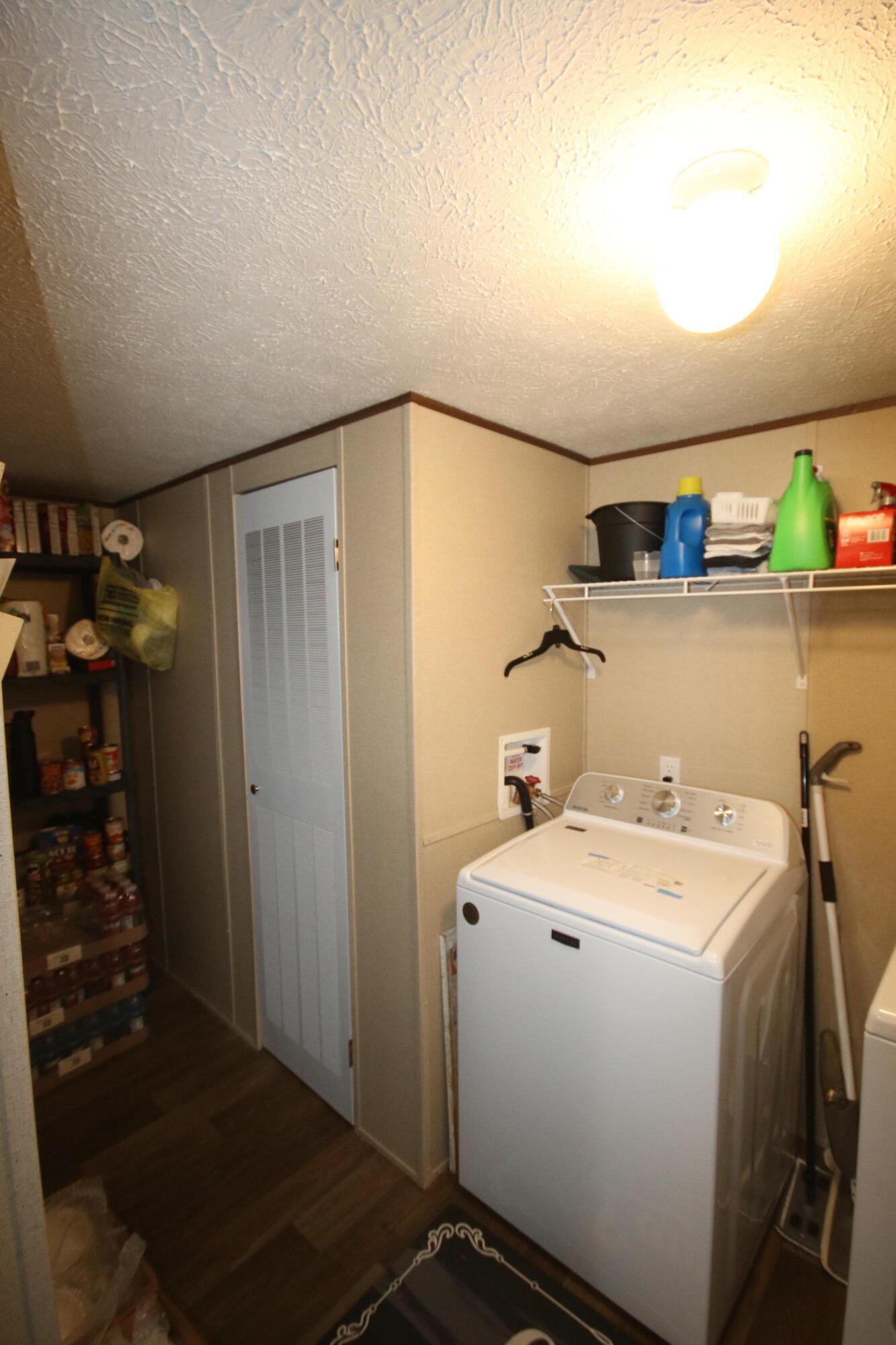 13435 Vonore Road Loudon, TN 37774 - Photo 20 of 25 a utility room with dryer and washer