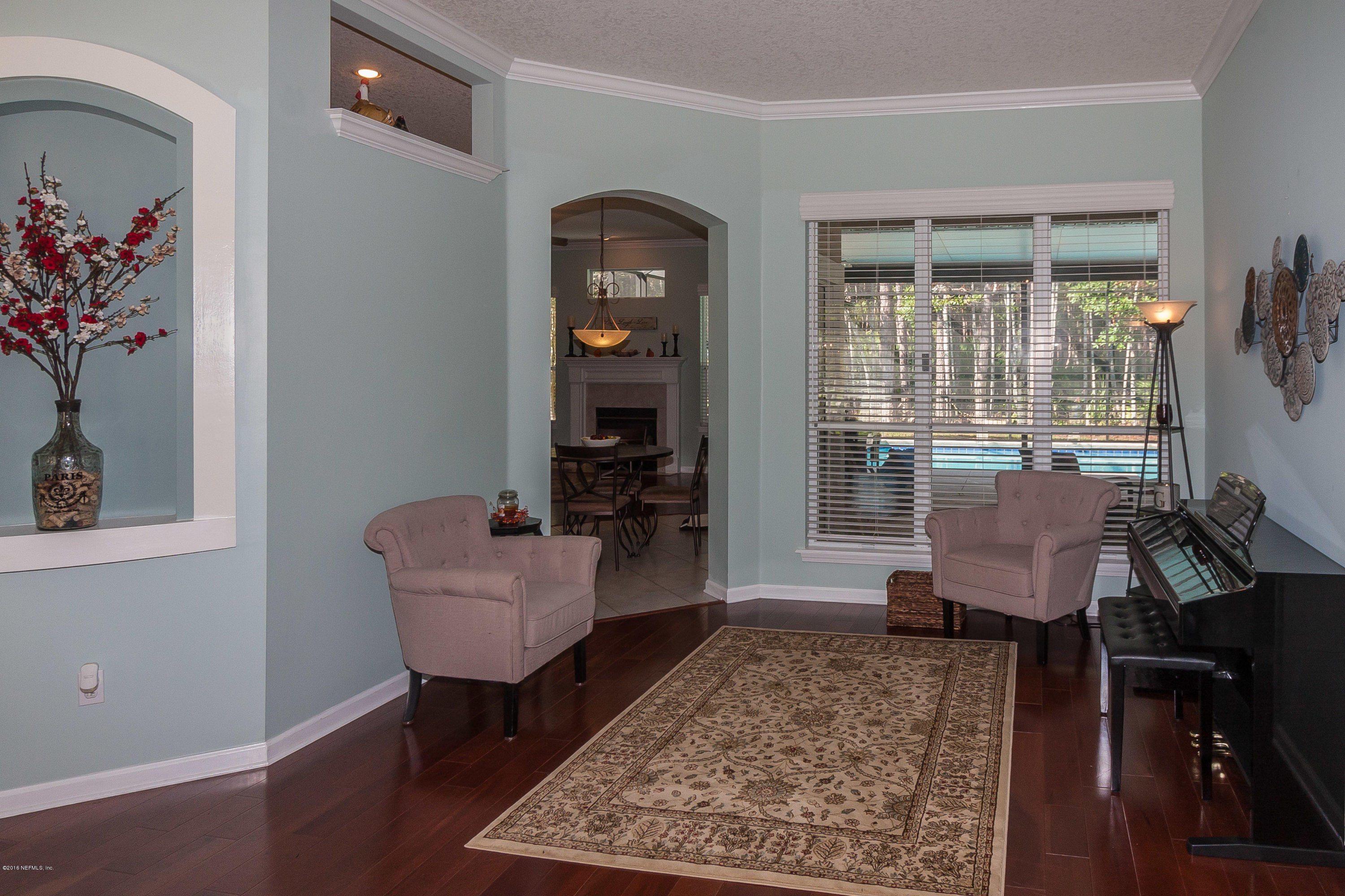 9116 Timberlin Lake Road Jacksonville, FL 32256 - Photo 8 of 26 Living Room