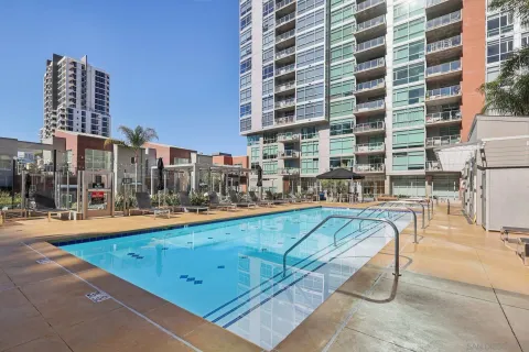 $939,900 | 800 The Mark Lane, Unit 607, San Diego, CA 92101