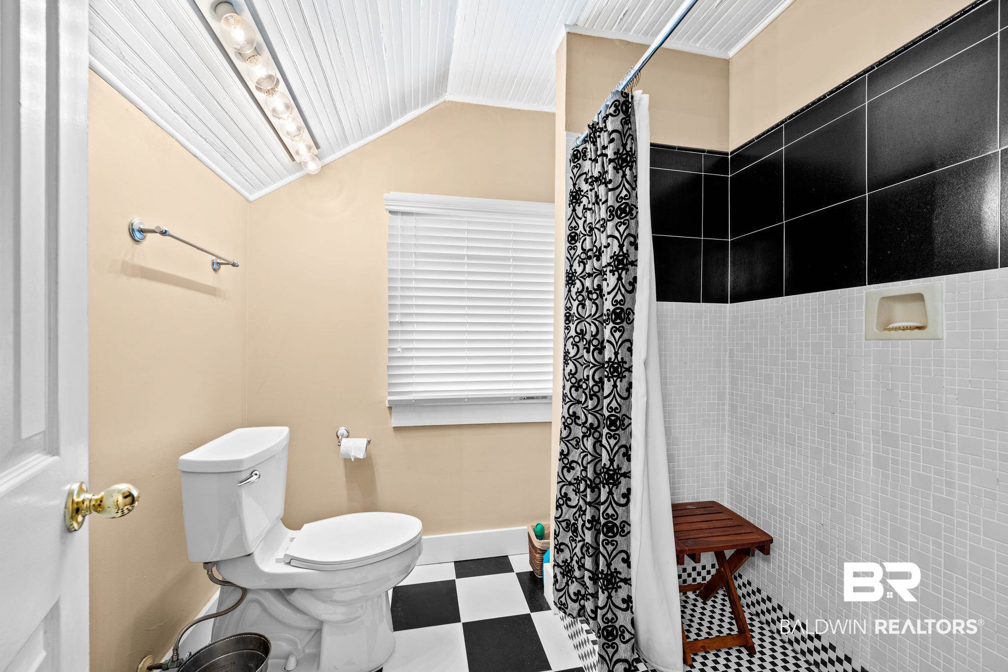 201 South Georgia Avenue Mobile, AL 36604 - Photo 33 of 47