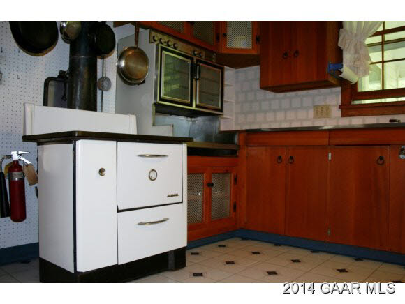 9067 Big Valley Road Warm Springs, VA 24484 - Photo 19 of 44 Gallery Image 19
