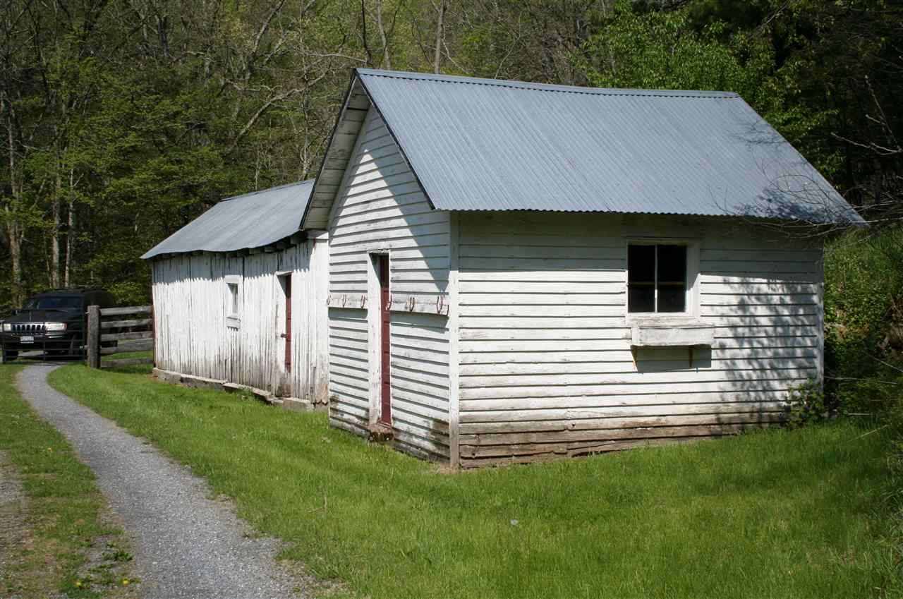 9067 Big Valley Road Warm Springs, VA 24484 - Photo 34 of 44 Gallery Image 34