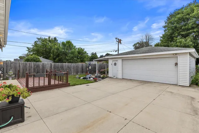 $299,900 | 7851 19th Avenue, Kenosha, WI 53143