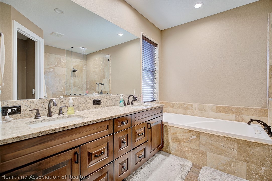 5008 Oak Road Sebring, FL 33875 - Photo 23 of 42 Gallery Image 23