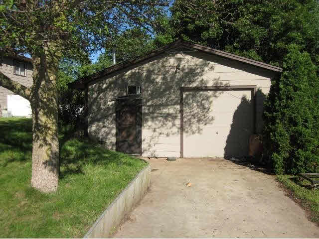 4516 Slater Road Eagan, MN 55122 - Photo 17 of 18
