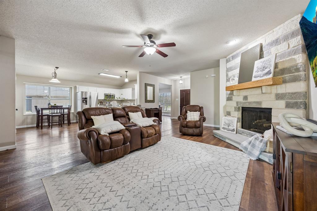 513 Rothschild Lane Murphy, TX 75094 - Photo 5 of 26