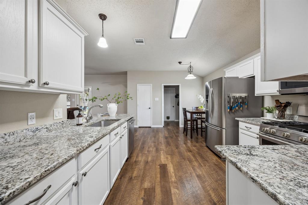 513 Rothschild Lane Murphy, TX 75094 - Photo 8 of 26