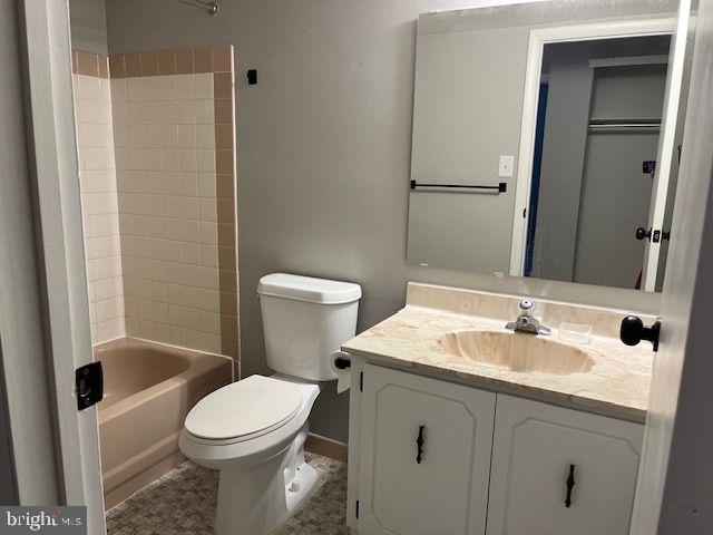 430 B Willow Turn Mount Laurel, NJ 08054 - Photo 13 of 19 a bathroom with a sink a toilet and shower