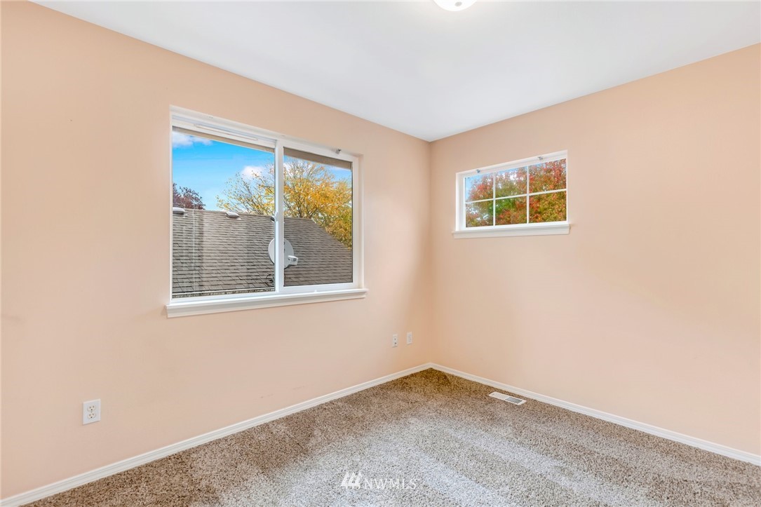 13402 Prospector Ridge Road Southeast Monroe, WA 98272 - Photo 18 of 30 a view of an empty room with a window