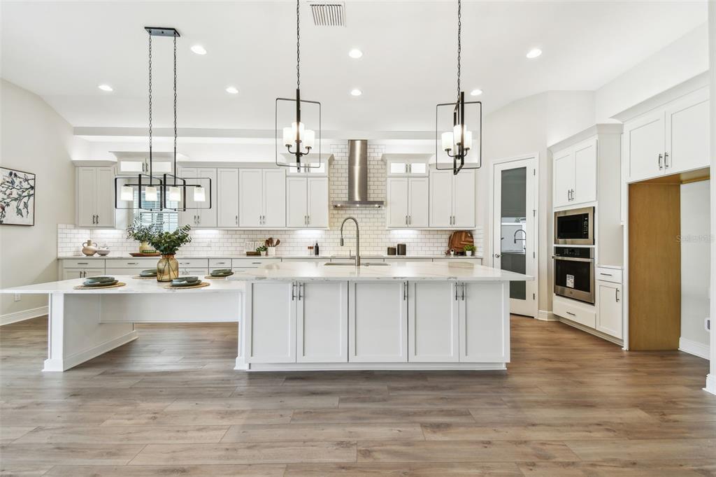 11146 Rustic Timber Loop San Antonio, FL 33576 - Photo 10 of 99