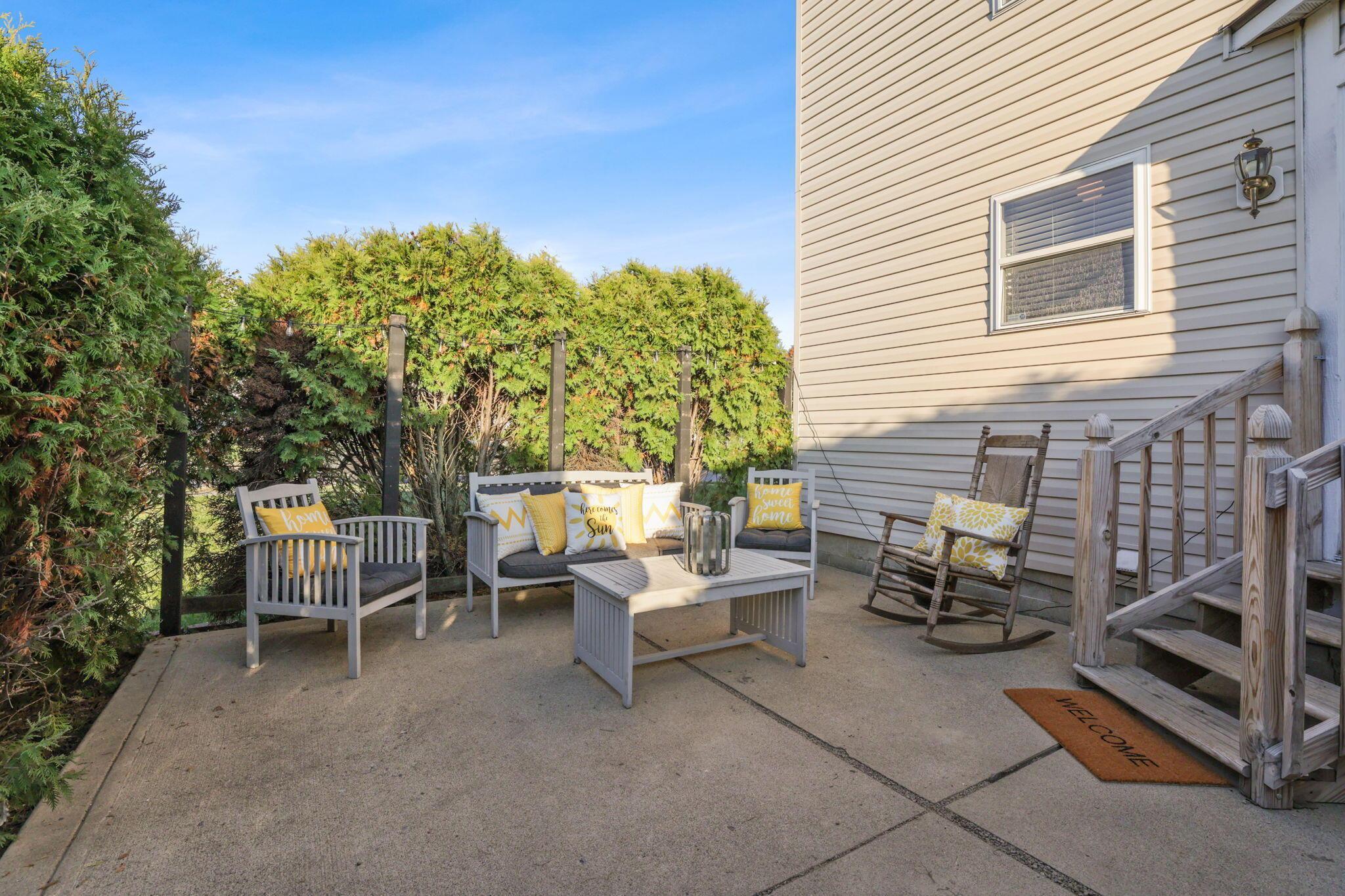 41 Tabilore Loop Delaware, OH 43015 - Photo 29 of 31 Entertaining Patio