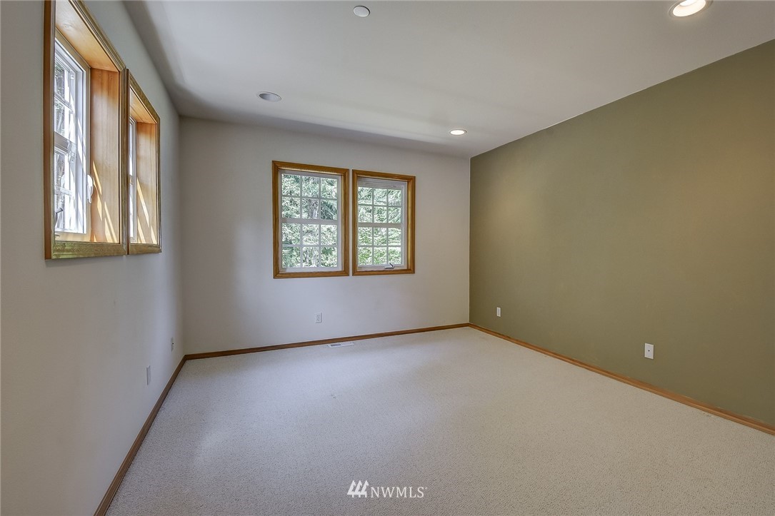 5728 Tolt Highlands Road Northeast Carnation, WA 98014 - Photo 17 of 40 Gallery Image 17