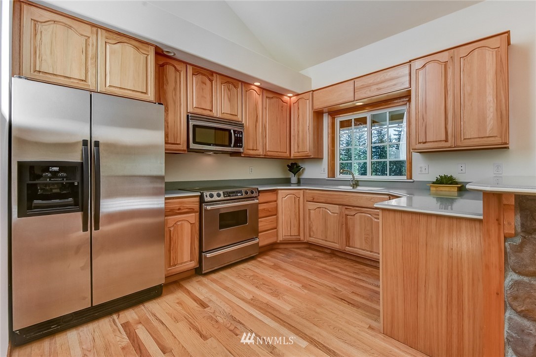 5728 Tolt Highlands Road Northeast Carnation, WA 98014 - Photo 3 of 40 Gallery Image 3