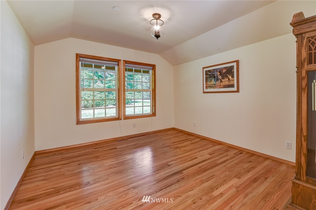 5728 Tolt Highlands Road Northeast Carnation, WA 98014 - Photo 6 of 40 Gallery Image 6